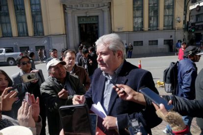 Irregularidades en convenio hospitalario denunciadas por Enrique Urquidi