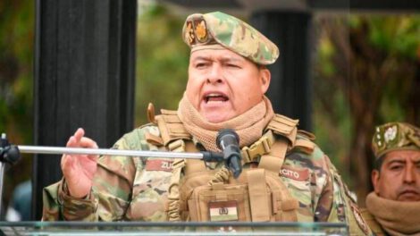 destitución de Zúñiga por declaraciones sobre federalismo