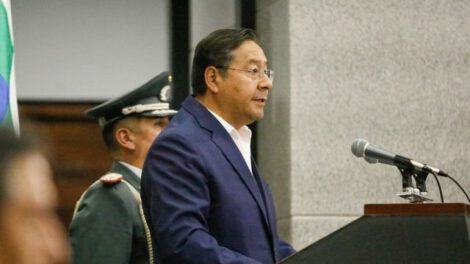 Ley de Crédito Corredor Urbano promulgada por Luis Arce en Sucre