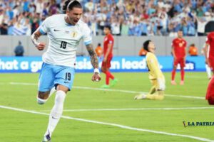 Uruguay goleada a Bolivia en la Copa América