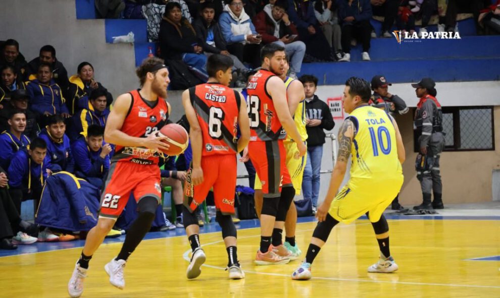 Nacional Potosí se impone a Carl A-Z en la Libobásquet