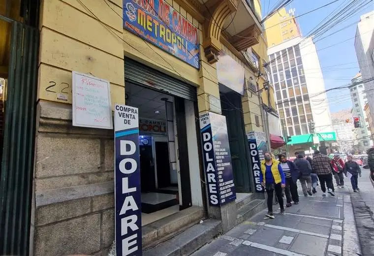 Incremento del dólar y euro en Bolivia tras presunto golpe de Estado