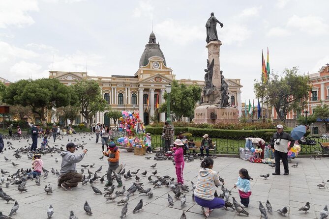 Plaza Murillo en calma relativa tras el intento de golpe de Estado en Bolivia
