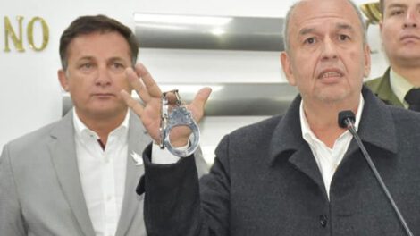 Juicio por caso gases lacrimógenos con exministros Arturo Murillo y Luis Fernando López