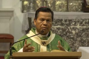 Arzobispo René Leigue critica uso de supuesto golpe de Estado para subir popularidad del Presidente