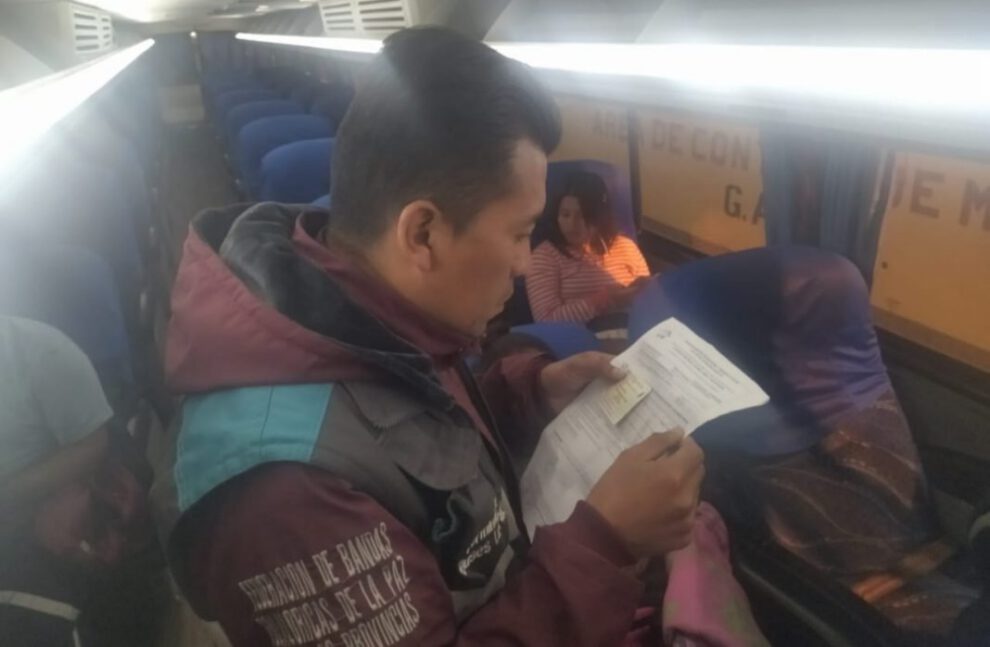 Controles en terminales terrestres para proteger a menores de edad