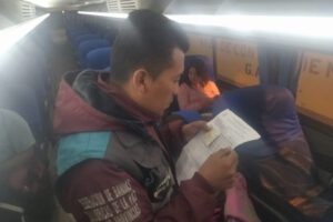 Controles en terminales terrestres para proteger a menores de edad