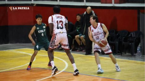 Saracho aplasta a Básquetbol La Paz en la Libobásquet