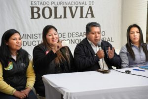 Cédula de identidad incluirá oficios de microempresarios