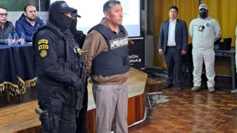 Traslado de Arnez al penal de San Pedro