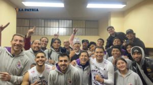 Kinwa clasifica a los playoffs tras vencer a Saracho en la Libobásquet
