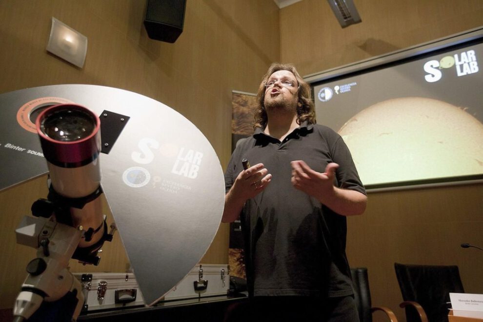 Afelio de la Tierra y su relación con la distancia al Sol