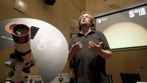 Afelio de la Tierra y su relación con la distancia al Sol