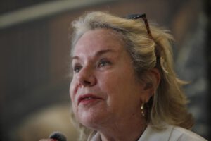 sacerdote acusado de violación en El Salvador