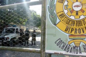 Robo de vehículo en Cochabamba