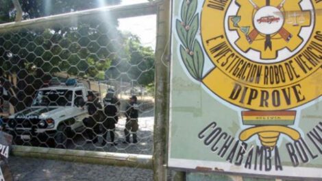 Robo de vehículo en Cochabamba