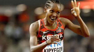 Faith Kipyegon récord mundial 1500 metros