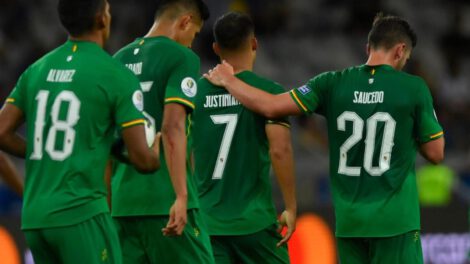 Transferencias de jugadores irregulares en Bolivia