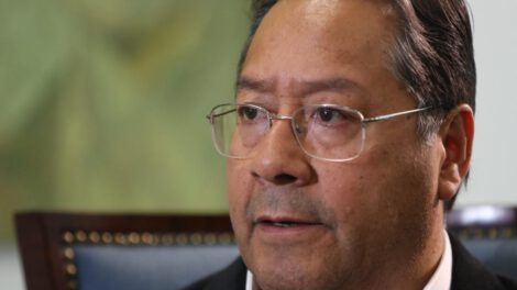 Luis Arce felicita a nuevo presidente de Irán