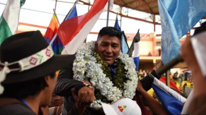 Entrega del bastón de mando en Santa Cruz