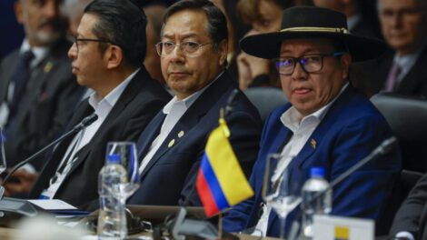 Bolivia se integra al Mercosur y expone su modelo económico social comunitario productivo