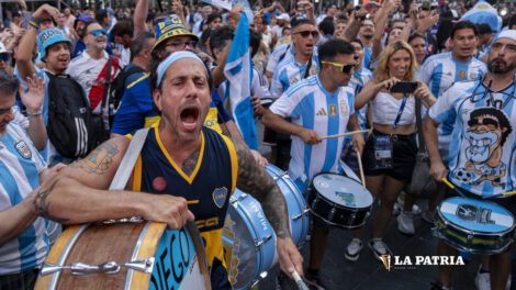 Barras argentinas en Nueva York apoyando a su selección