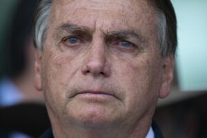 Bolsonaro desvió regalos millonarios para beneficio propio