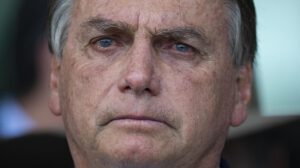 Bolsonaro desvió regalos millonarios para beneficio propio