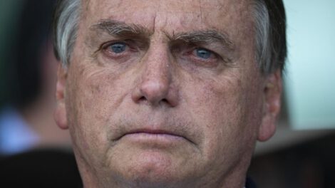 Bolsonaro desvió regalos millonarios para beneficio propio