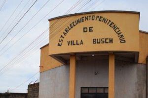 Violación en cárcel de Villa Busch