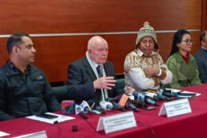 Hassenteufel aclara que no renunció a la presidencia del TSE