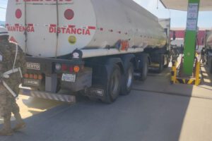 Decomisan combustible en operativos contra contrabando