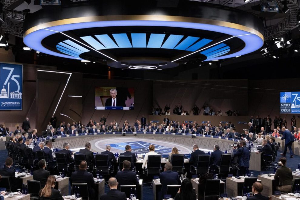 China advierte a la OTAN sobre las consecuencias de considerarla un enemigo hipotético