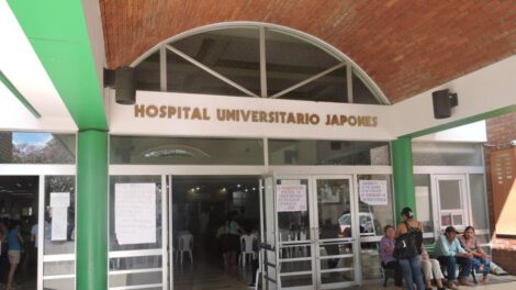 Hospitales de Santa Cruz operan con normalidad tras postergación del paro de salud