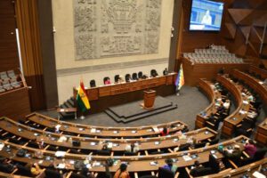 Ley antiprorroga para garantizar elecciones judiciales en Bolivia