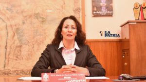 María del Carmen Bohrt Cortés asume liderazgo en la Universidad Privada de Oruro