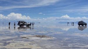 Turismo en Salar de Uyuni a pesar de temperaturas bajo cero