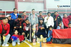 Torneo de futsal de exalumnos del colegio Juan Misael Saracho