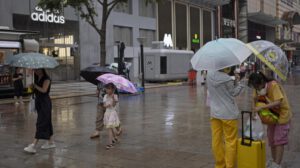 Alerta roja por fuertes lluvias en Henan