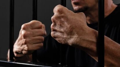 Condenan a 20 años de cárcel por violación