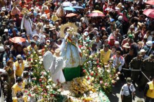 Fiesta de la Virgen de Urkupiña en Cochabamba