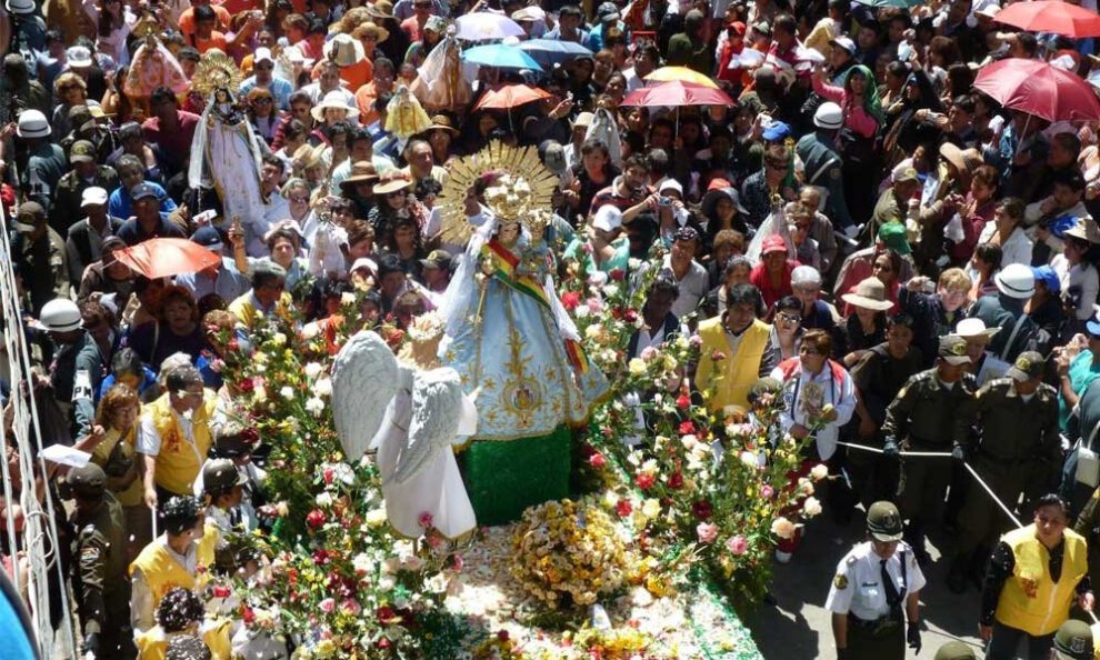 Fiesta de la Virgen de Urkupiña en Cochabamba