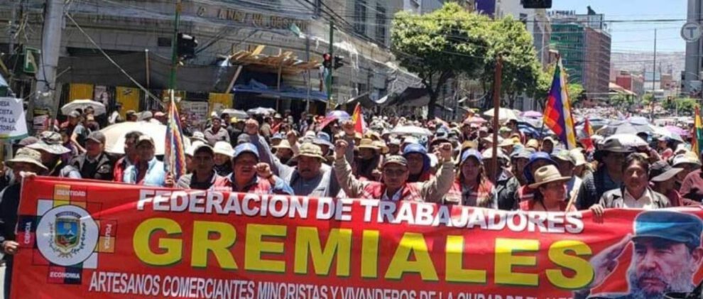 Escasez de dólares en Bolivia