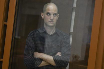 Evan Gershkovich condenado a 16 años de cárcel por espionaje en Rusia