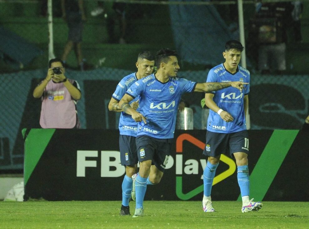 Royal Pari vence a Blooming en el Campeonato Clausura