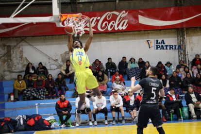 Carl A-Z lucha por un lugar en las semifinales de la Libobasquet