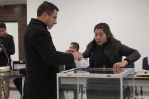 Elecciones judiciales con Jhonny Pérez Heredia en el sorteo de preguntas