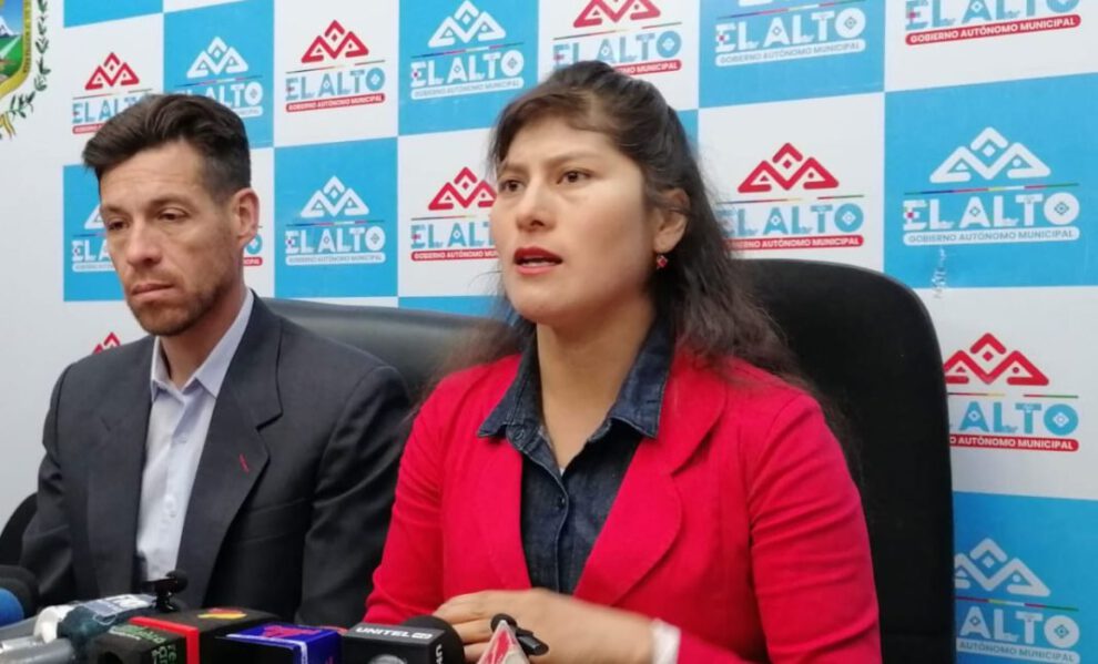 Falta de dólares afecta avance de distribuidor de Río Seco en El Alto