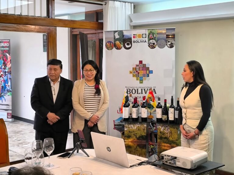 Vinos bolivianos en cata de altura en Lima