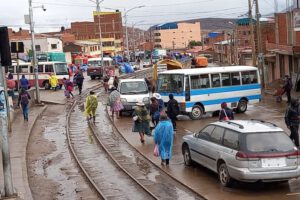 Bloqueos en Potosí por incumplimiento de habilitación de vías